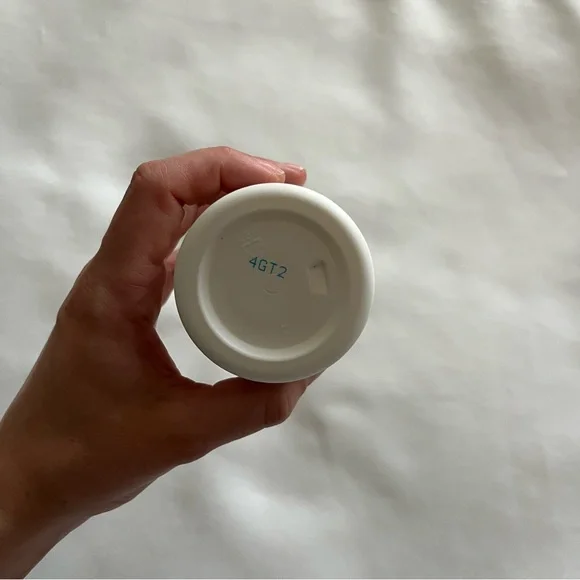 The Ordinary Natural Moisturizing Factors + Inulin Vegan Body Lotion 8.1 Oz NWT - Picture 14 of 15